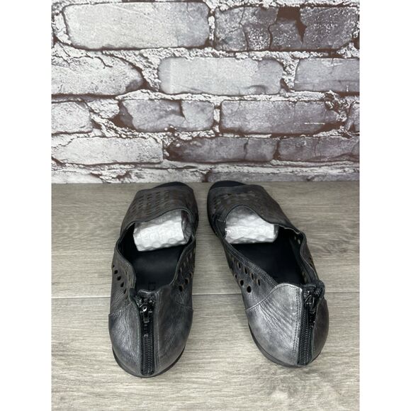 Sesto Meucci Pewter Leather Perforated Back Zip Wedge Shoes Women Sz 11N US/42EU - Picture 6 of 16